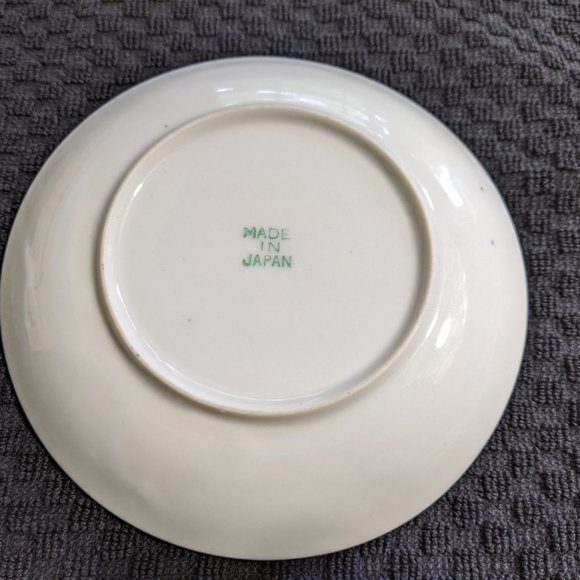 COPY - Amazing Detailed Vtg. Moriage Dragonware Porcelain Teacup/ Saucer 3 Sets… - Picture 13 of 14